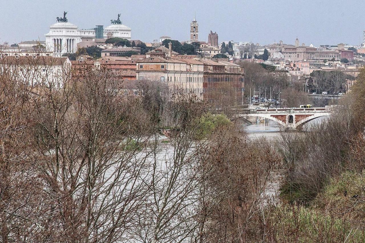 Appartamento Boutique Domus River Terrace Roma Esterno foto